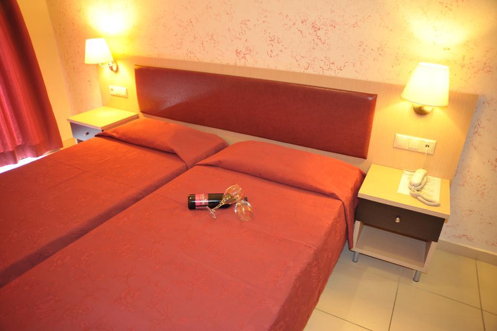 Anseli Hotel 클레마스티 외부 사진