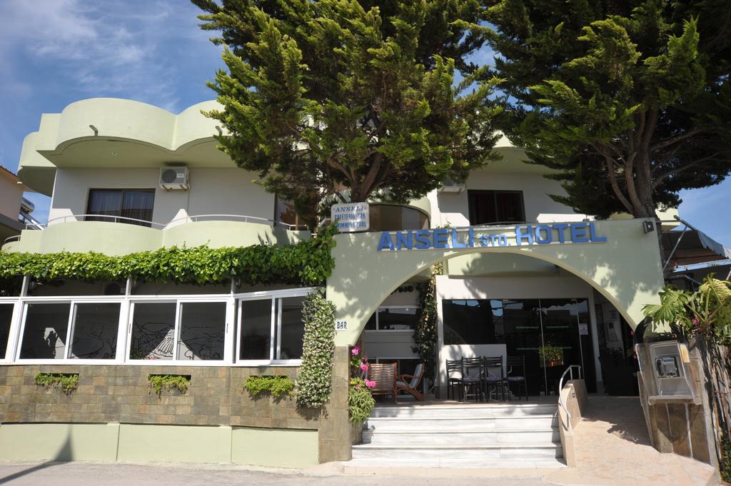 Anseli Hotel 클레마스티 외부 사진