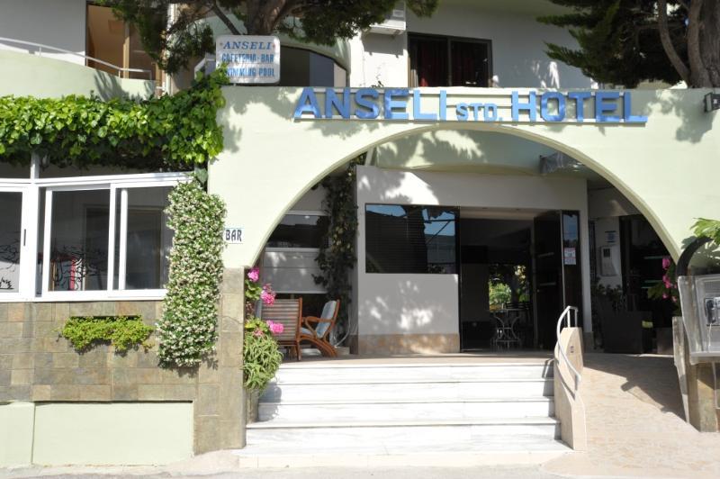 Anseli Hotel 클레마스티 외부 사진